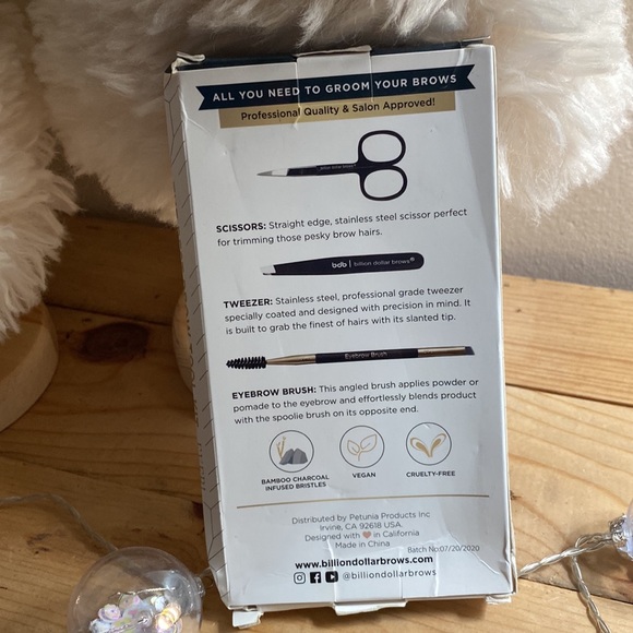 BDB BILLION DOLLAR BROWS Best Brow Tool Kit Ever - Picture 3 of 4